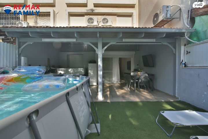 דירת גן, מנחם בגין 4, נווה גנים, קרית מוצקין