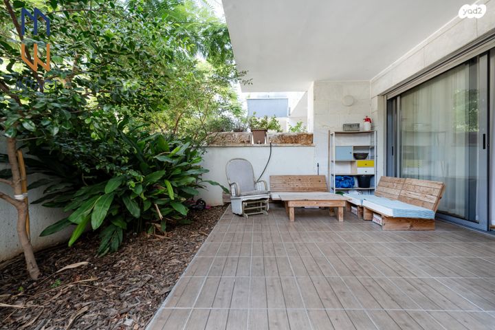 דירת גן, בצוותא, חריש