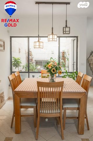 דו משפחתי, הזית, לפיד, לפיד