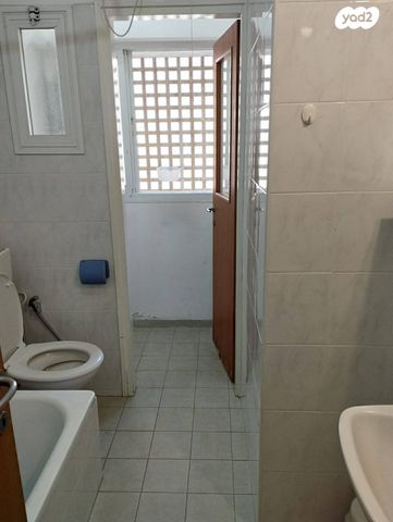 דירה, סמטת היסמין, נווה יהושע, ערמונים, רמת גן