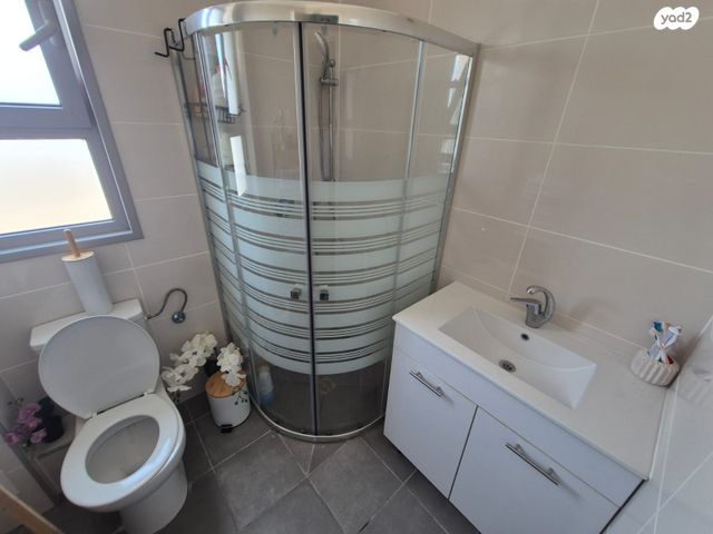 דירה, כליל החורש 9, יצחק שמיר, נהריה