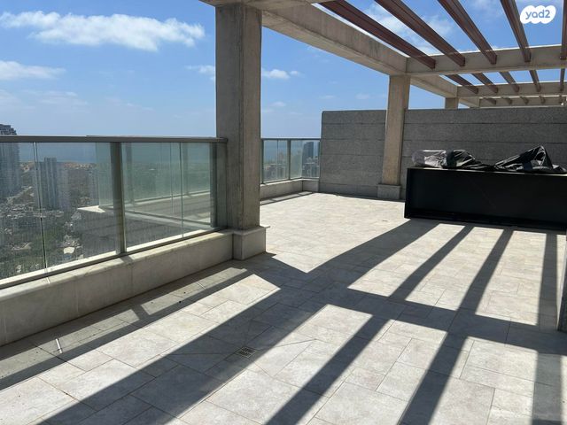 גג/ פנטהאוז, קרל פופר 15, קרית המדע, נתניה