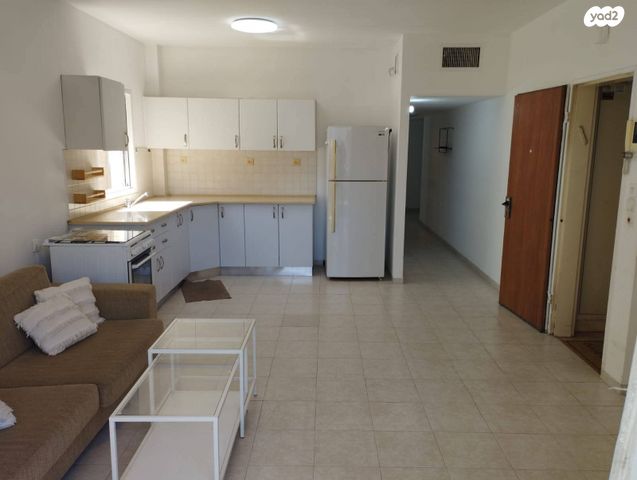 דירה, סמטת היסמין, נווה יהושע, ערמונים, רמת גן