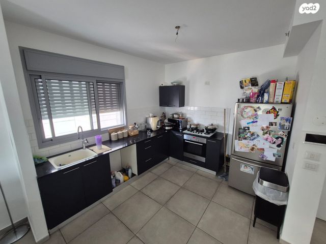 דירה, כליל החורש 9, יצחק שמיר, נהריה