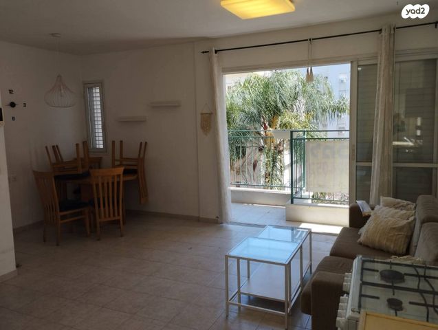 דירה, סמטת היסמין, נווה יהושע, ערמונים, רמת גן