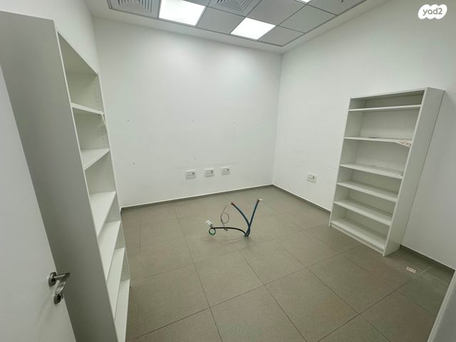 משרדים, מוריה, מודיעין מכבים רעות