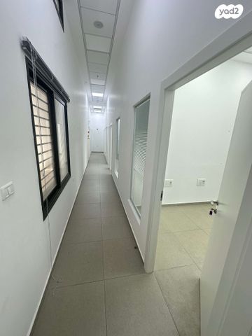 משרדים, מוריה, מודיעין מכבים רעות