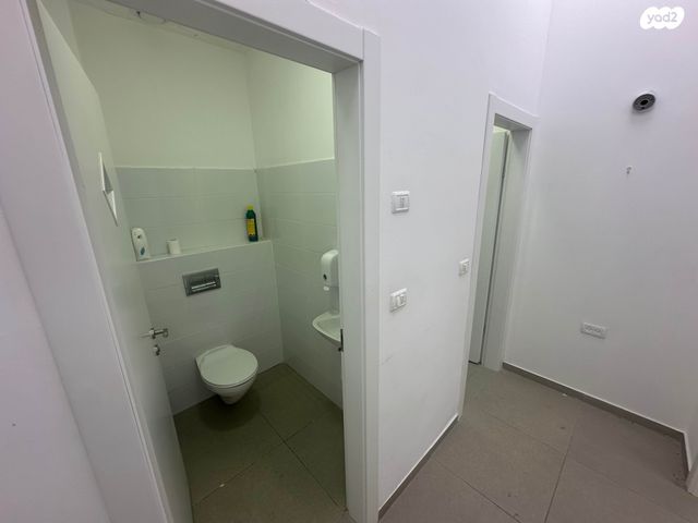 משרדים, מוריה, מודיעין מכבים רעות