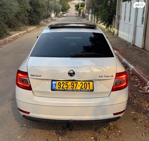 סקודה אוקטביה