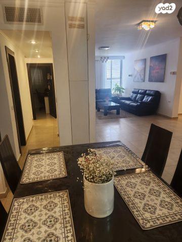 דירה, הדר 11, שכונת גפן, רמת גן