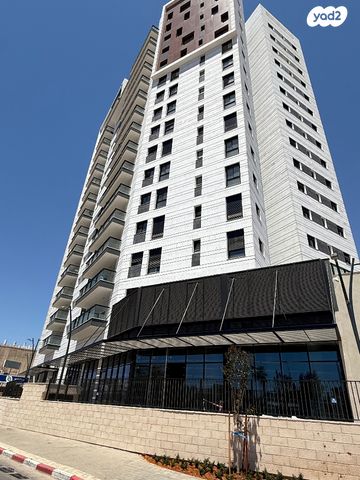 חנויות/ שטח מסחרי, יחזקאל קזז 16, סקיה, אור יהודה