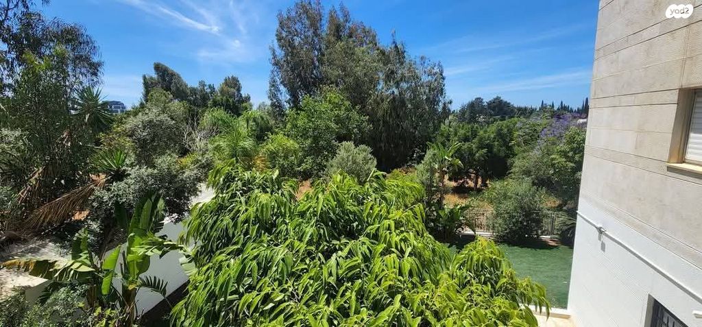 דירה, אלכסנדר סשה ארגוב 4, המשתלה, תל אביב יפו