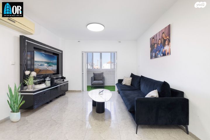 דירה, עדעד, נאות בגין, לב יבנה, יבנה