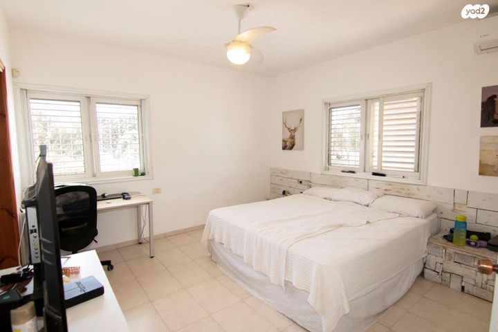 בית פרטי/ קוטג', הדר עם, הדר עם