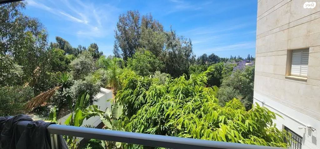 דירה, אלכסנדר סשה ארגוב 4, המשתלה, תל אביב יפו