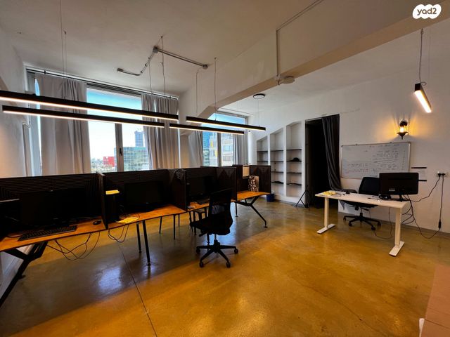 סטודיו, תושיה, מונטיפיורי, הרכבת, תל אביב יפו