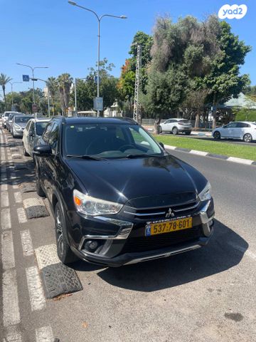 מודעת רכב מיצובישי ASX