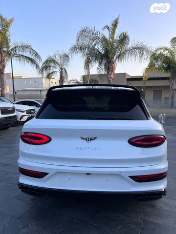 בנטלי בנטאיגה