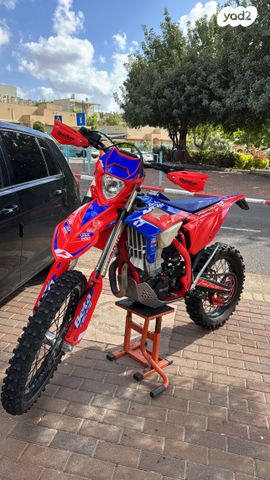 מודעת רכב בטא RR390