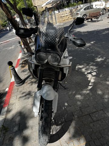 דוקאטי Desert X