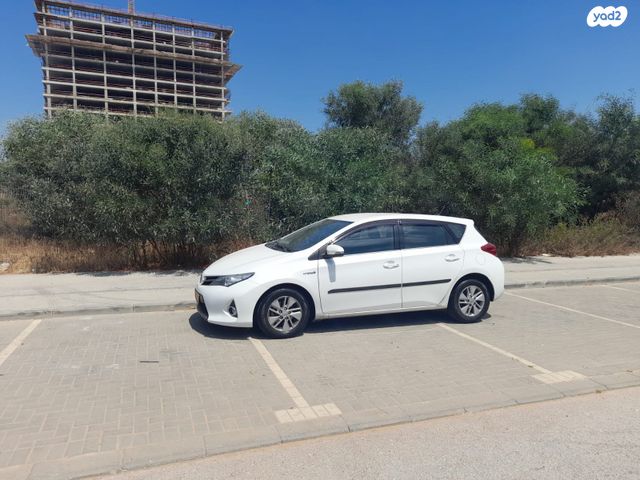 מודעת רכב טויוטה אוריס
