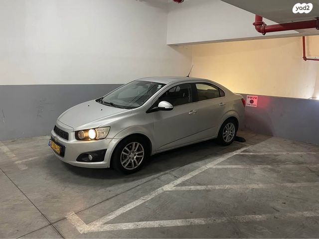 מודעת רכב שברולט סוניק