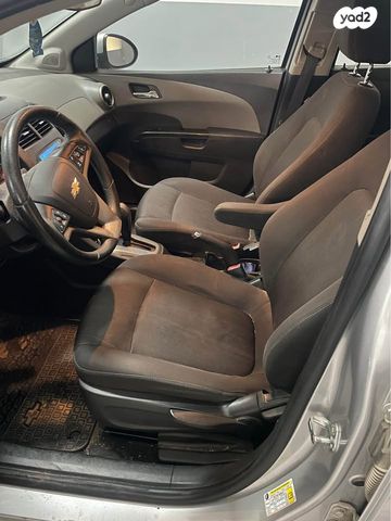 שברולט סוניק