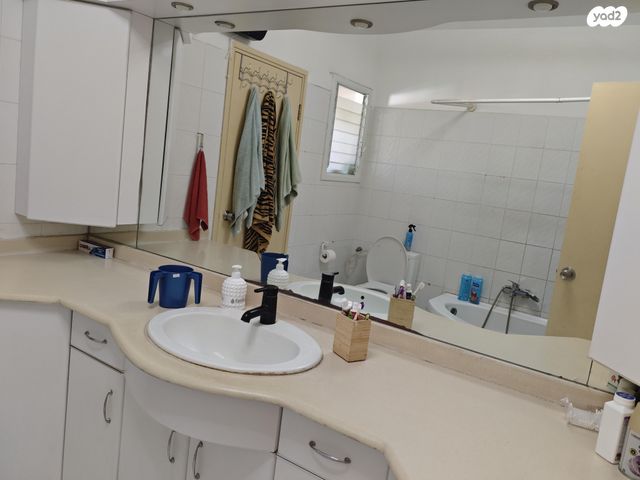 דירה, רמב"ם 3, שיכון ב, כפר יונה