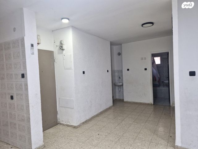 רפאל אלנקווה 52