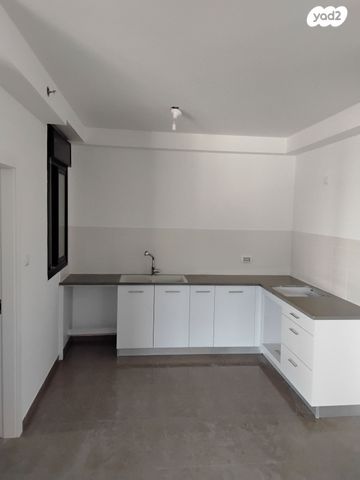 דירה, שדרות יצחק שמיר 15, צריפין החדשה, באר יעקב