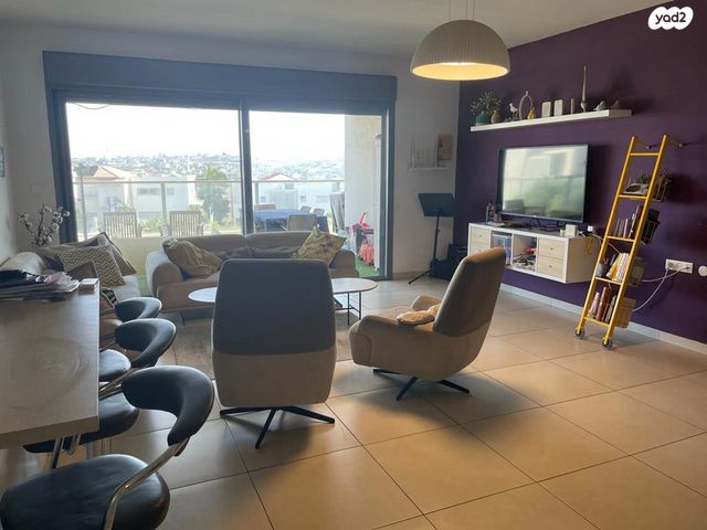 דירה, הר כנען 9, אורנית, אורנית