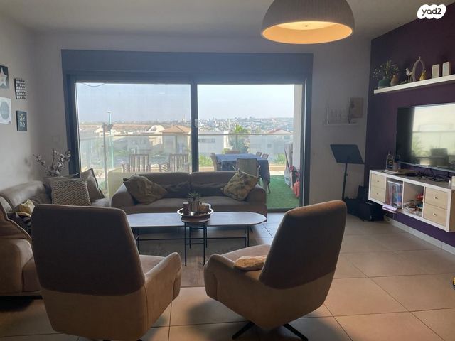 דירה, הר כנען 9, אורנית, אורנית