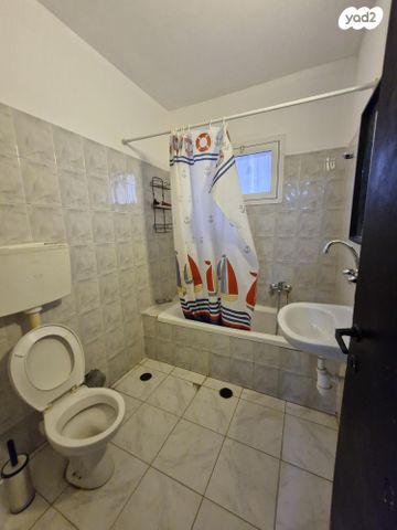 דירת גן, רפאל אלנקווה 52, בן גוריון, אופקים