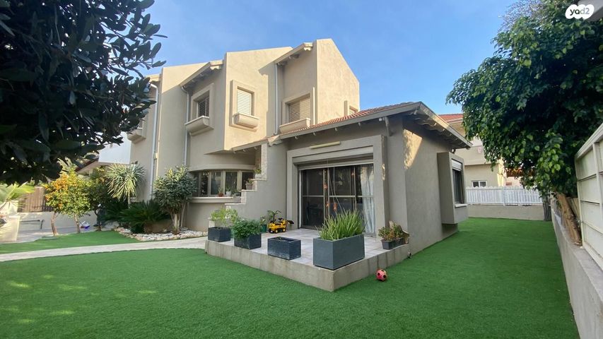 נתיב השיירות 12