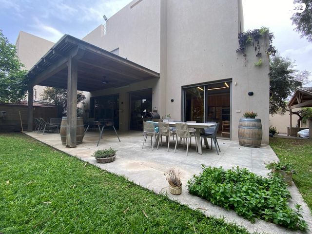 בית פרטי/ קוטג', רמח"ל, כפר סבא