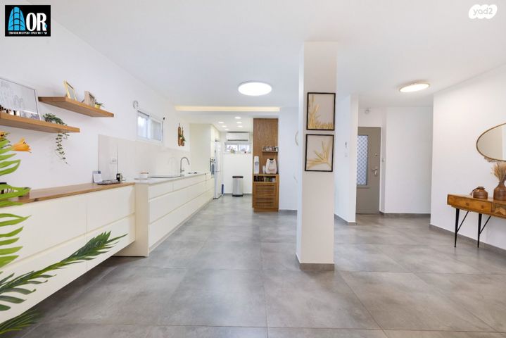 דירת גן, א. טווינה, נווה יהונתן, רמלה