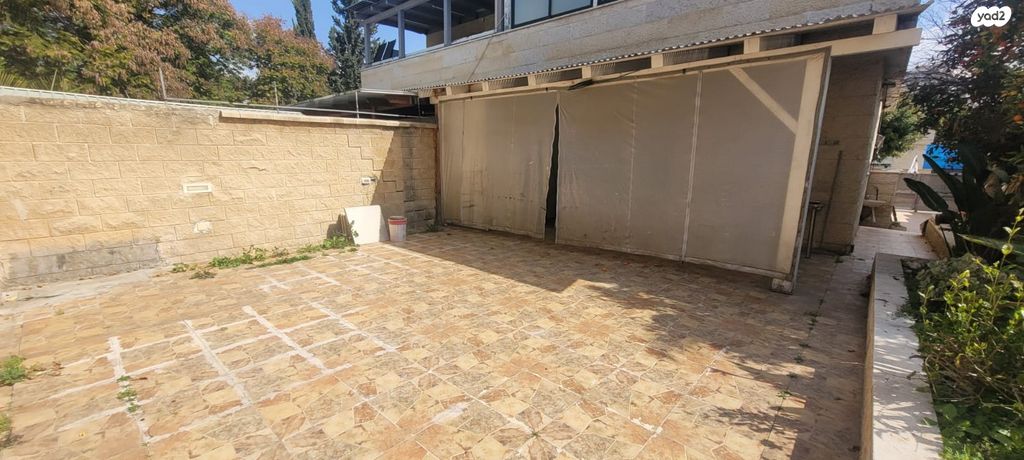 בית פרטי/ קוטג', בני אמדורסקי 5, קרית האמנים, מצליח, רמלה