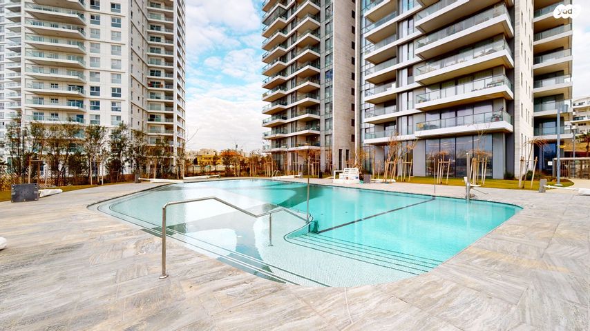 דירה, שדרות רחבעם זאבי 15, חדרה