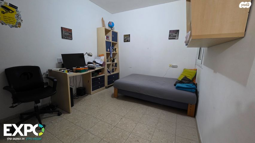 דירה, דרך הציונות 56, רובע ד', אריאל