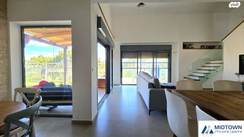 דופלקס, תור, כפר סבא הצעירה, כפר סבא