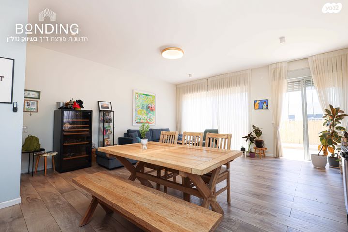 דופלקס, יער חורשים, שכונה 11, תל מונד