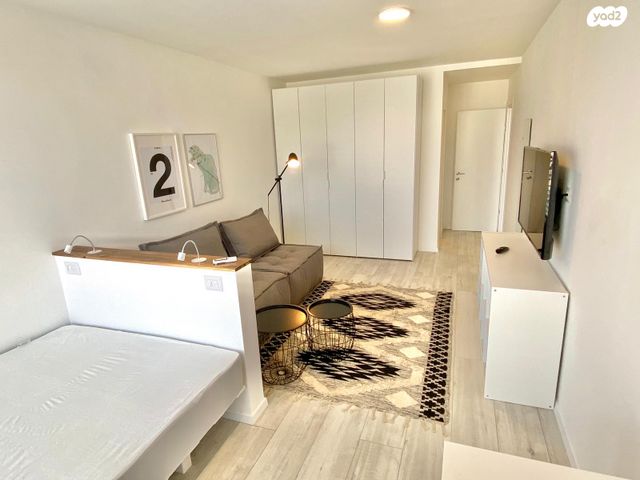 דירה, שכונת בן גוריון, מרכז העיר ג', רמת גן