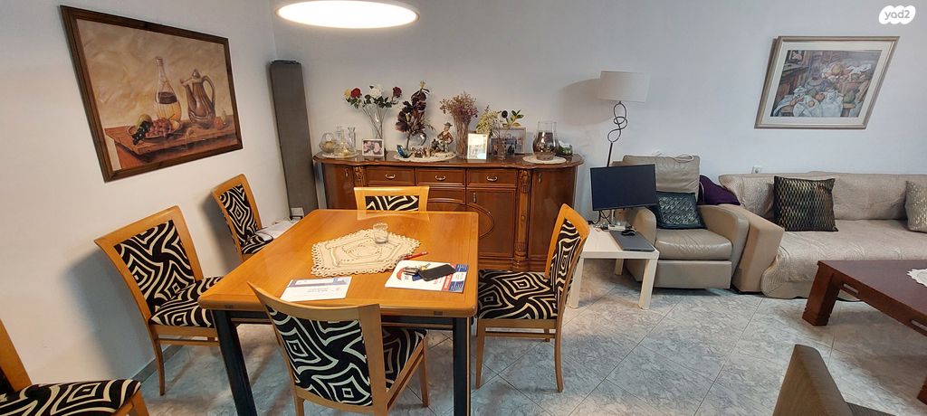 דירה, אנילביץ' 29, לב העיר, בת ים