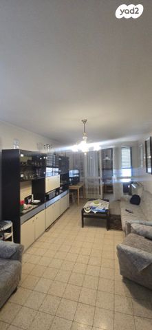 דירה, הנביאים 19, הנביאים, בת ים