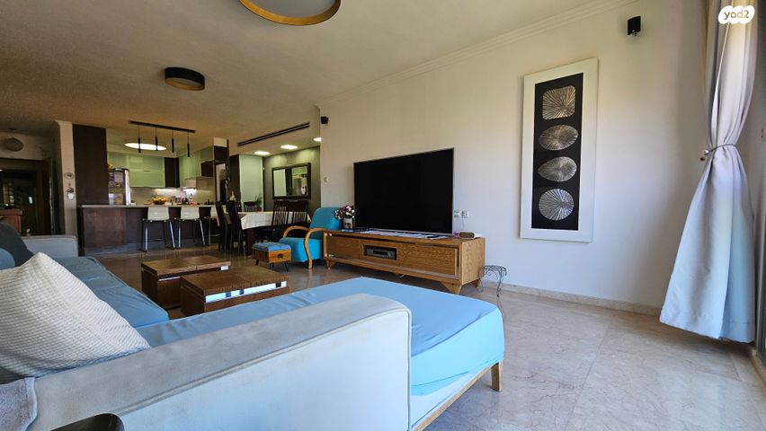 דירה, אברהם פררה 7, הולילנד, ירושלים