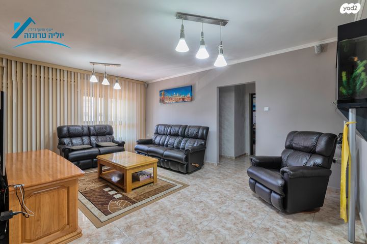 דירה, שדרות דואני, נאות בגין, לב יבנה, יבנה