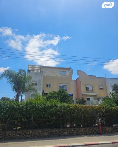 גג/ פנטהאוז, פרדס חנה כרכור