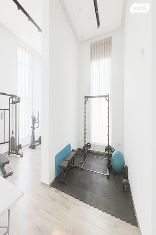 דירה, חטיבת גבעתי, גלי הים, נתניה