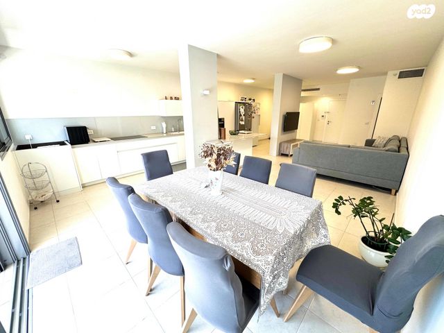 דירה, שמואל הנגיד 19, מרכז, הרצליה