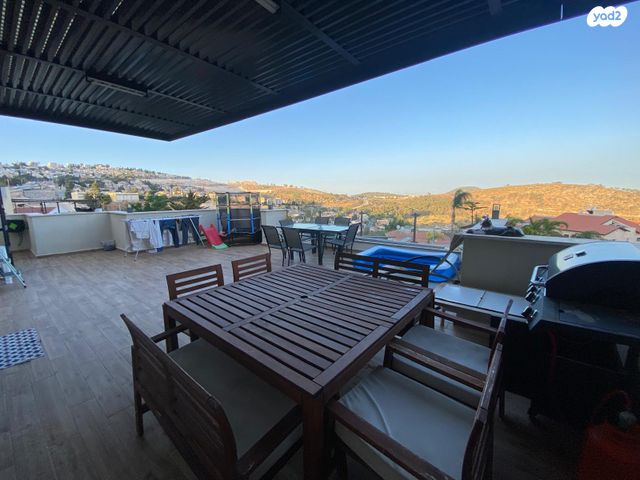 דירת גן, נצרת עילית / נוף הגליל